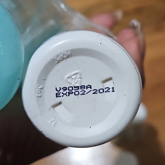 Skincare - Picture 8 of 10